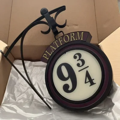 Harry Potter Platform 9 3/4 Wall Night Light - Image 4