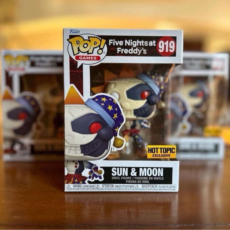 Five Nights at Freddy's Sun & Moon Funko Pop - CenasFixes