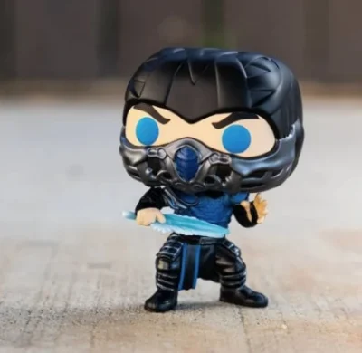 Mortal Kombat Sub-Zero Glows In Dark Pop!