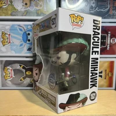 One Piece Dracule Mihawk #1521 Figure Funko Pop - Image 8