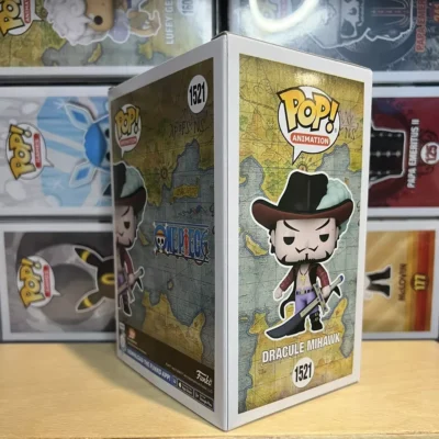 One Piece Dracule Mihawk #1521 Figure Funko Pop - Image 4